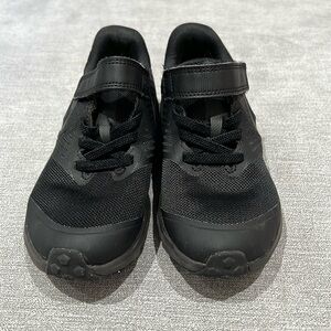 Nike boys Star Runner 2 little kid size 12C